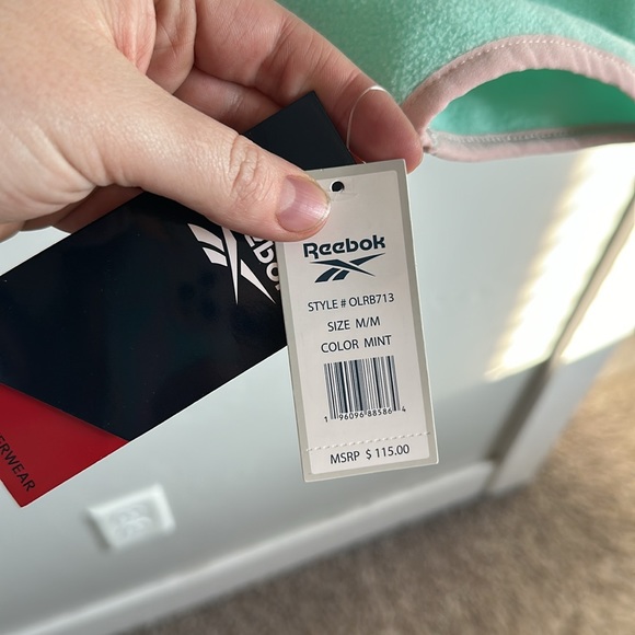 Reebok jacket - Picture 4 of 12